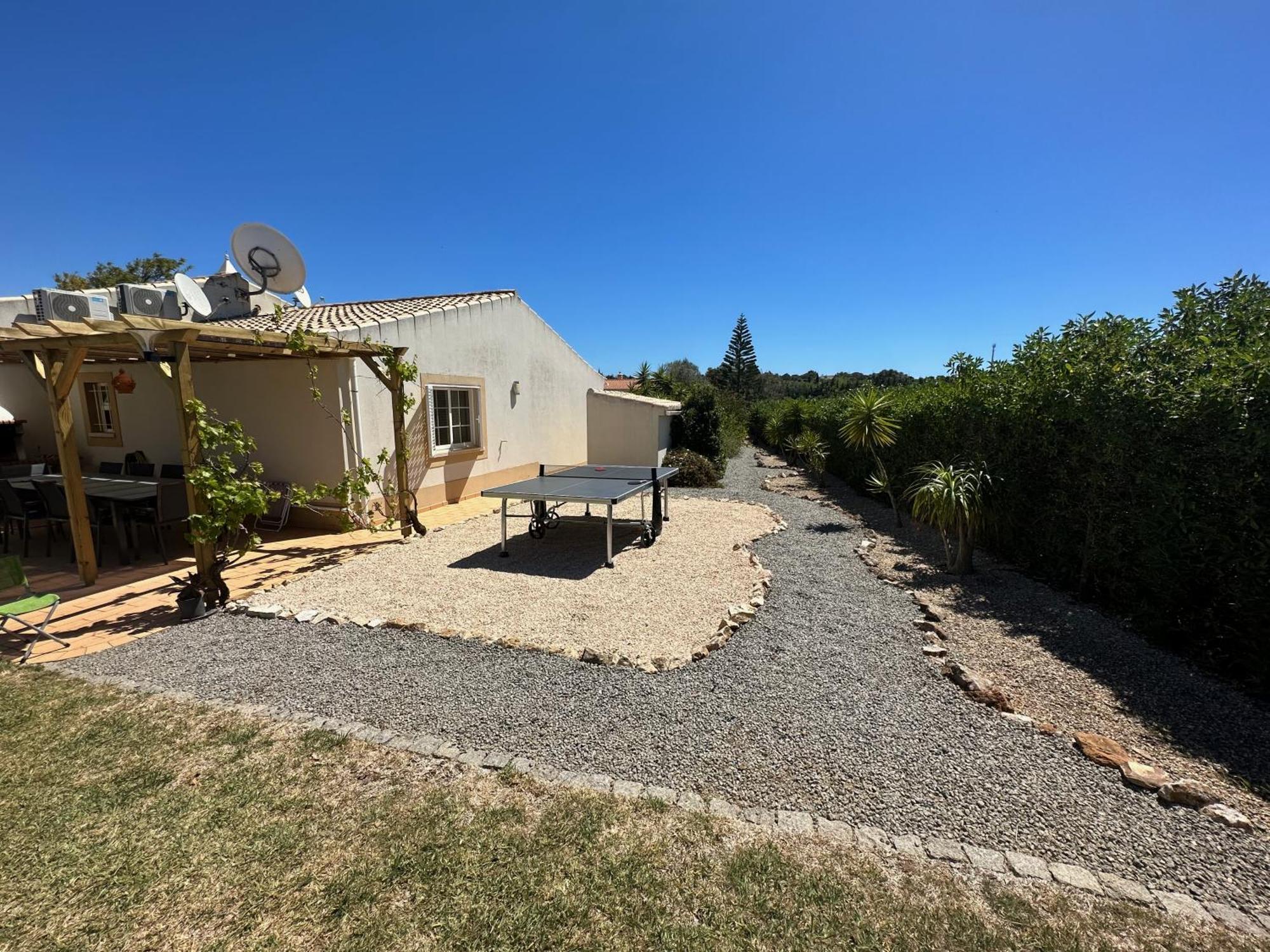 Villa Rubix Luz Buitenkant foto