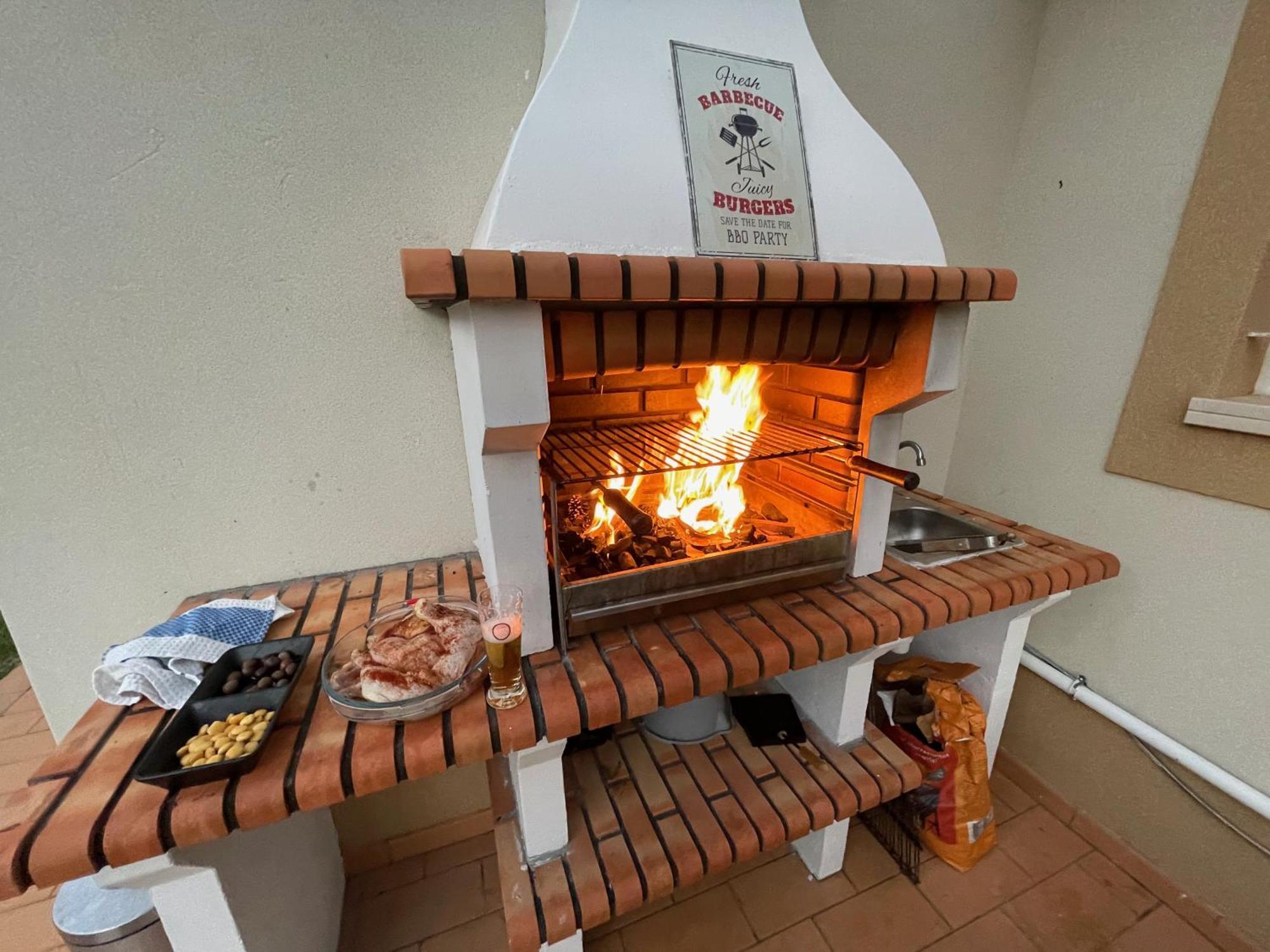 Villa Rubix Luz Buitenkant foto