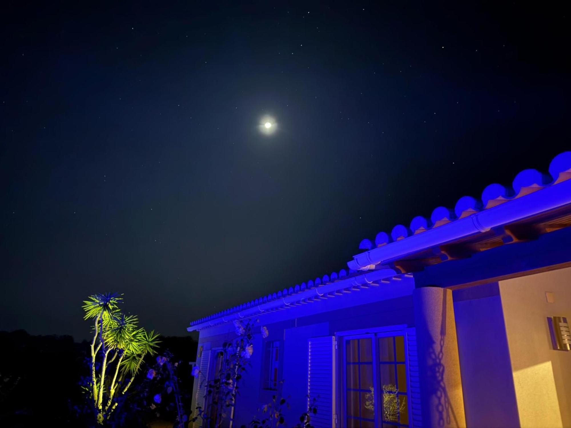 Villa Rubix Luz Buitenkant foto